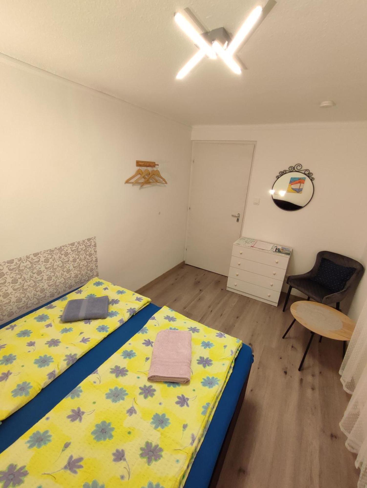 שיופוק Apartman Valentin מראה חיצוני תמונה